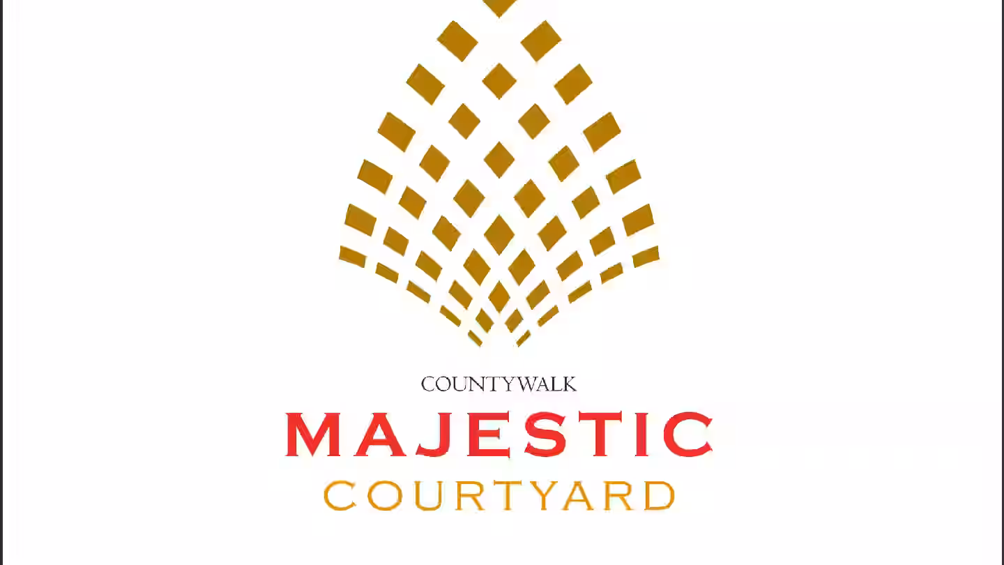 County Walk Majestic Courtyard